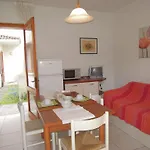 Apartmán With Garden Close To - Beahost *