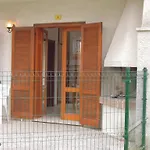 With Garden Close To - Beahost Apartmán Bibione