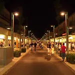 Apartmán With Garden Close To - Beahost *