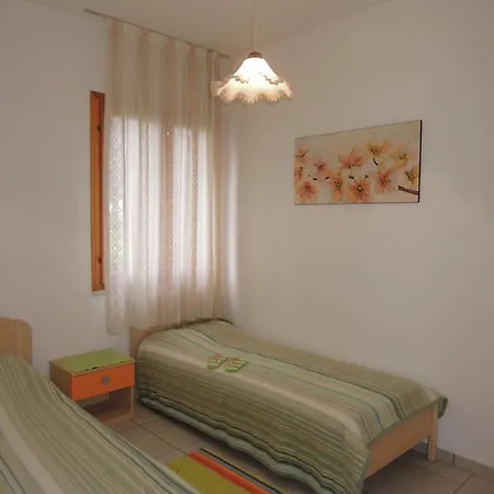 Apartment With Garden Close To - Beahost Bibione